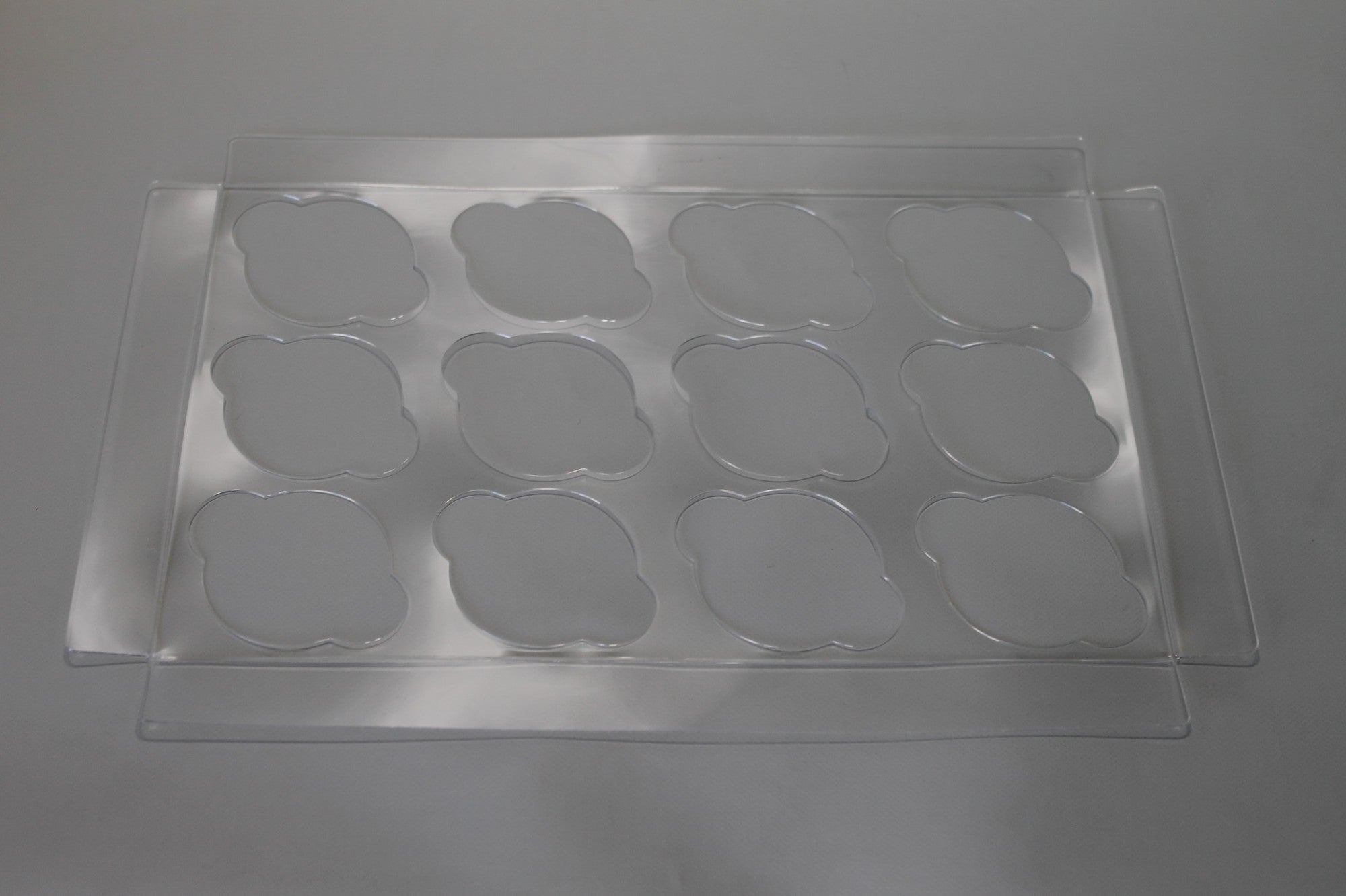 Einsätze für 12 Mini-Cupcakes 9.5x9.5cm (100 Stück) [FPBI178]