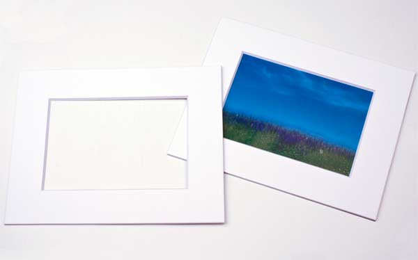 Fertig-Passepartouts mit 27x34.6cm Fenster - Weiß/Weiß - 40.6x50.8cm Außenrahmen (10 Stück) [MT20003]